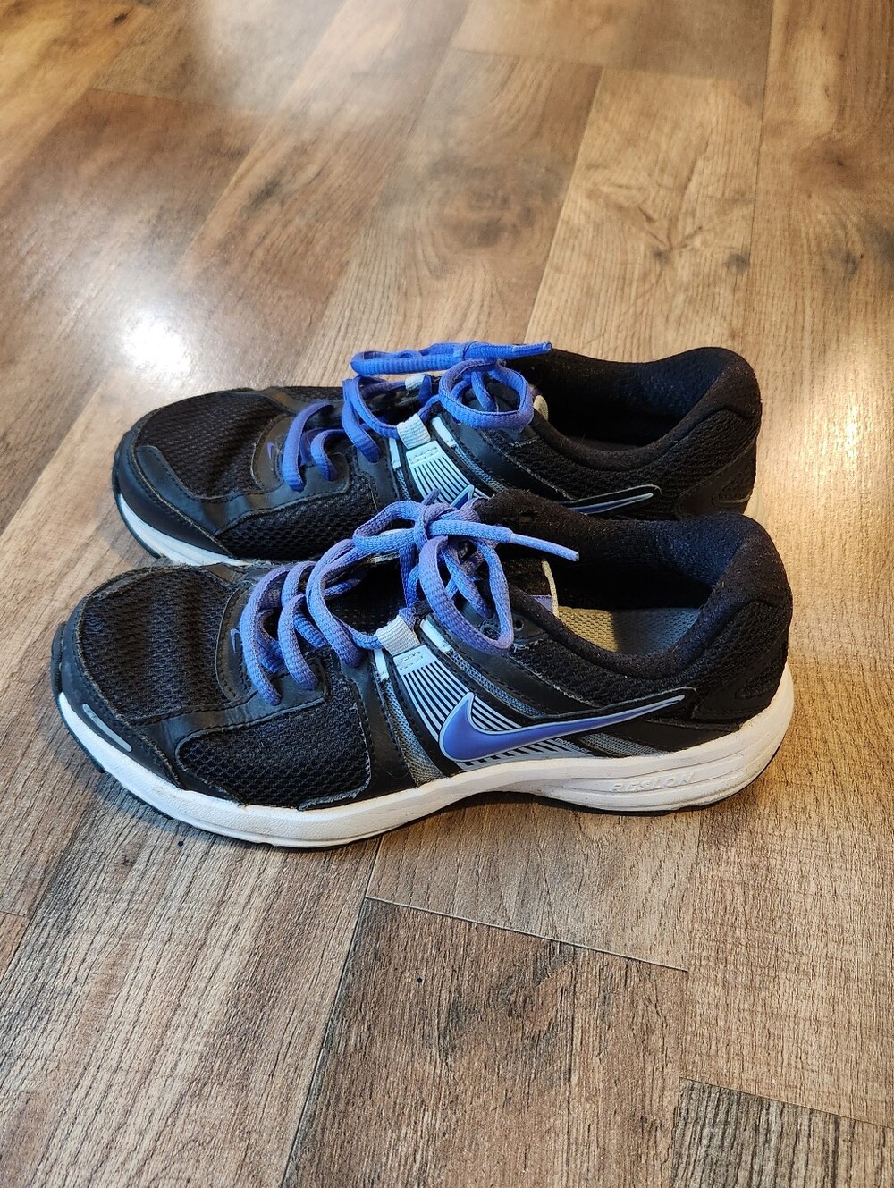Nike Running Shoes Women's Size 6